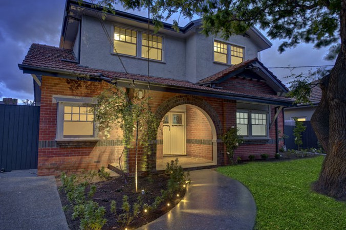 Cowra-047